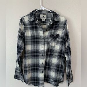 Northeast outfitters gray and white Womens flannel shirt